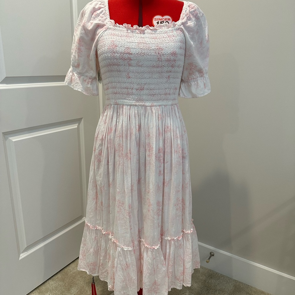 Ivy City Co Pink Valentina Midi Dress